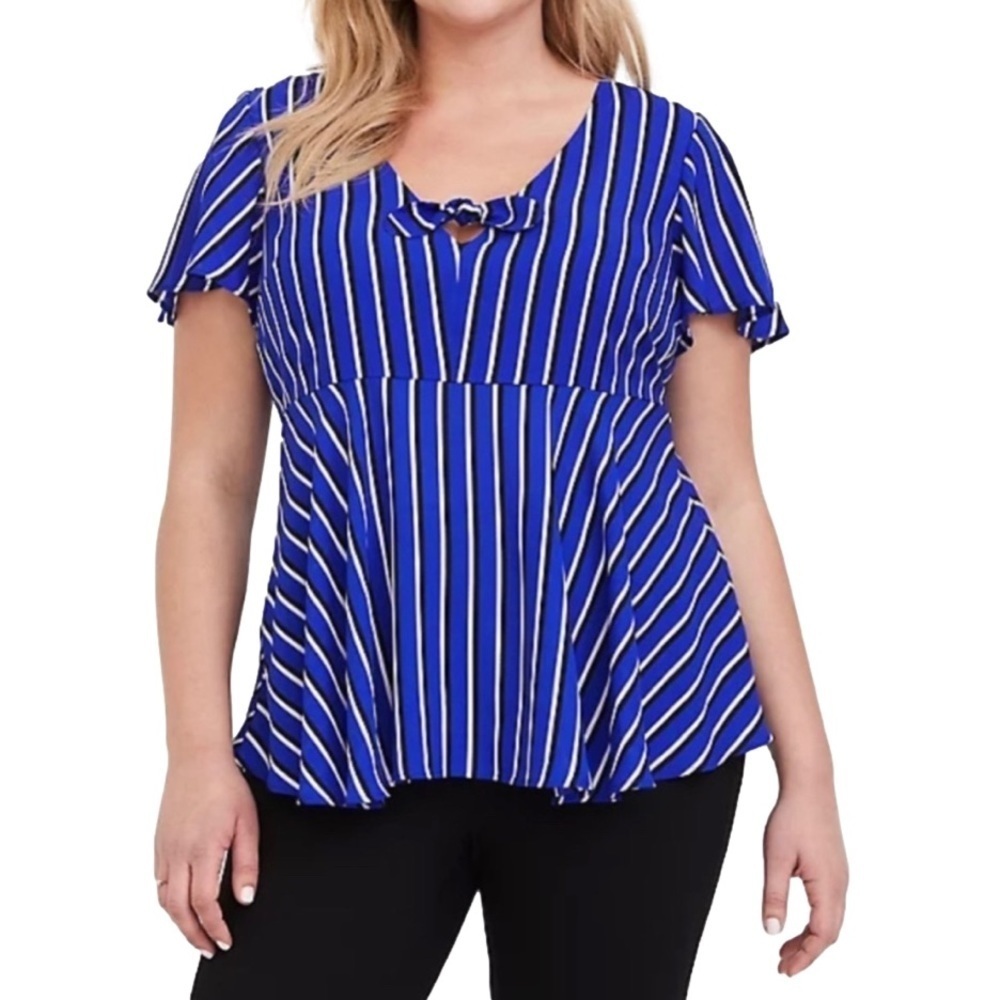 Torrid Blue, White, Black, Stripe Georgette bow blouse Size 0 Flutter Sleeves
